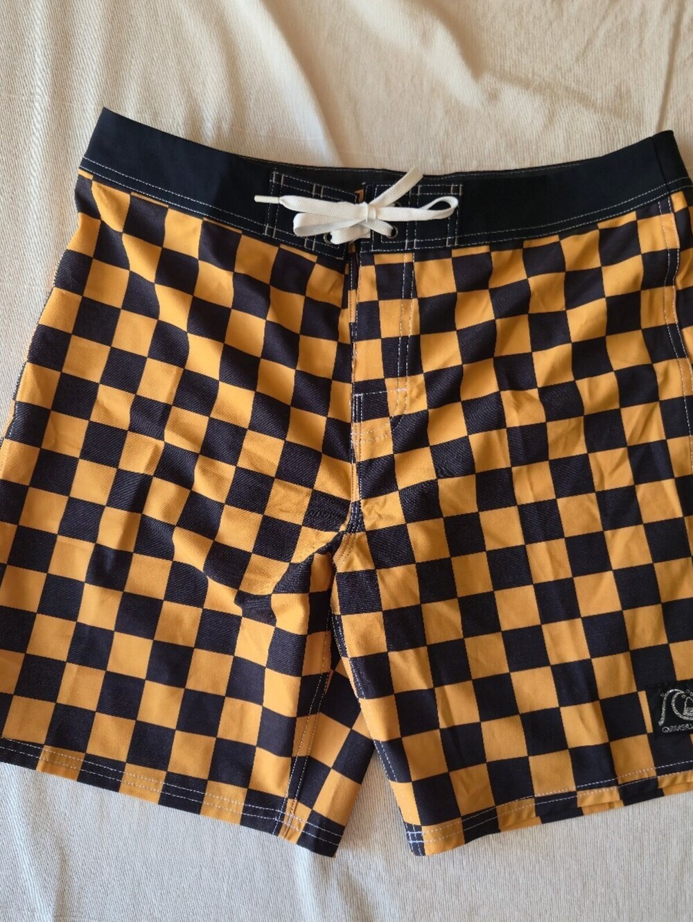 Quiksilver Men's Checkered Board Shorts Size 34